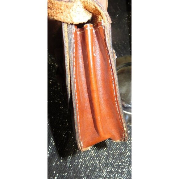 Patricia Nash Heritage Collection Leather Crossbody Wallet in Cognac - Picture 4 of 11